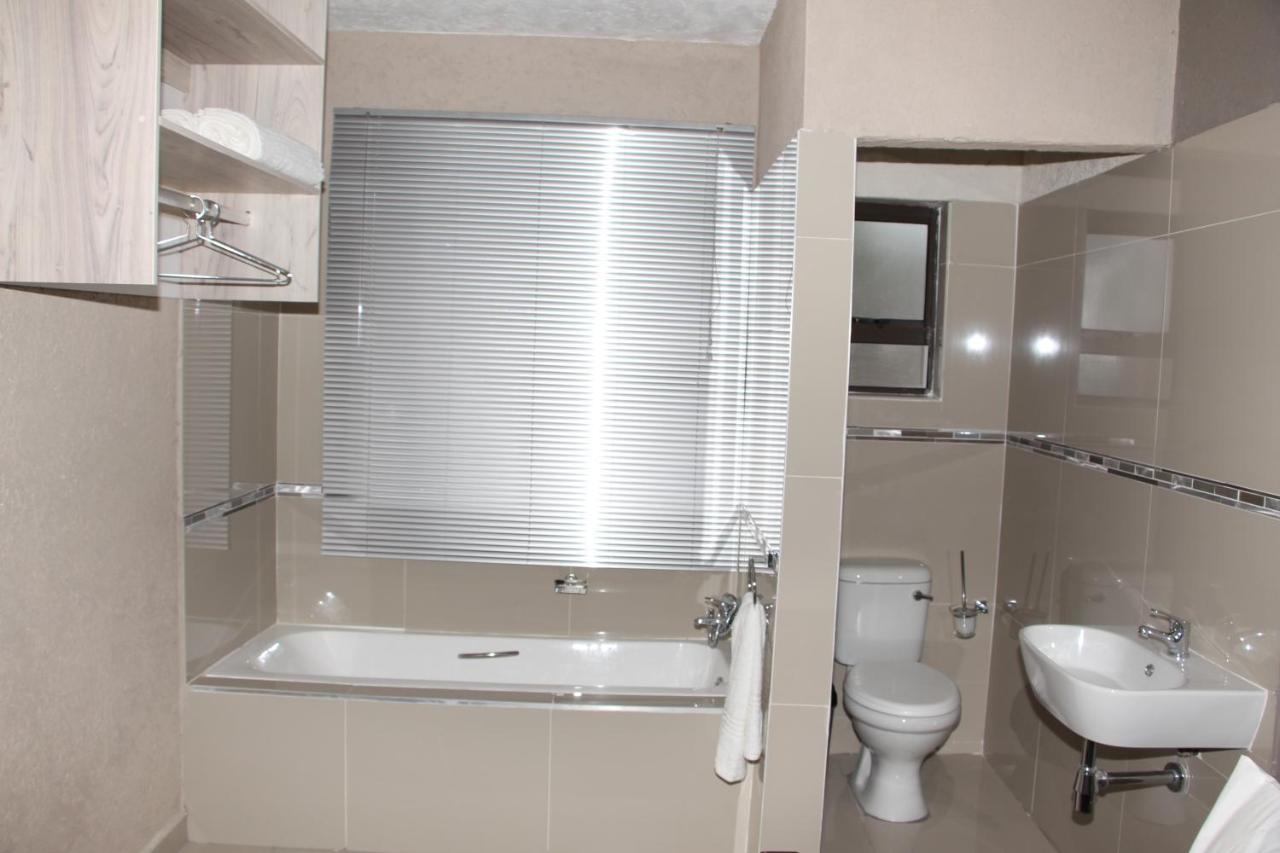 View Inn Exclusive Lodge Mbombela Zewnętrze zdjęcie